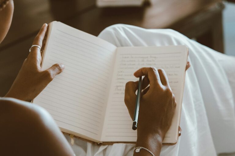 Beginner Guide to Journaling Every Day: Simple Steps to Get Started